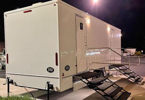 Luxury Restroom Trailer Rentals in Santa Ana, California
